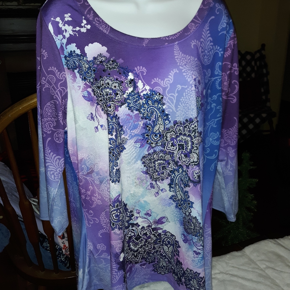 Closet Full Women's top XL
